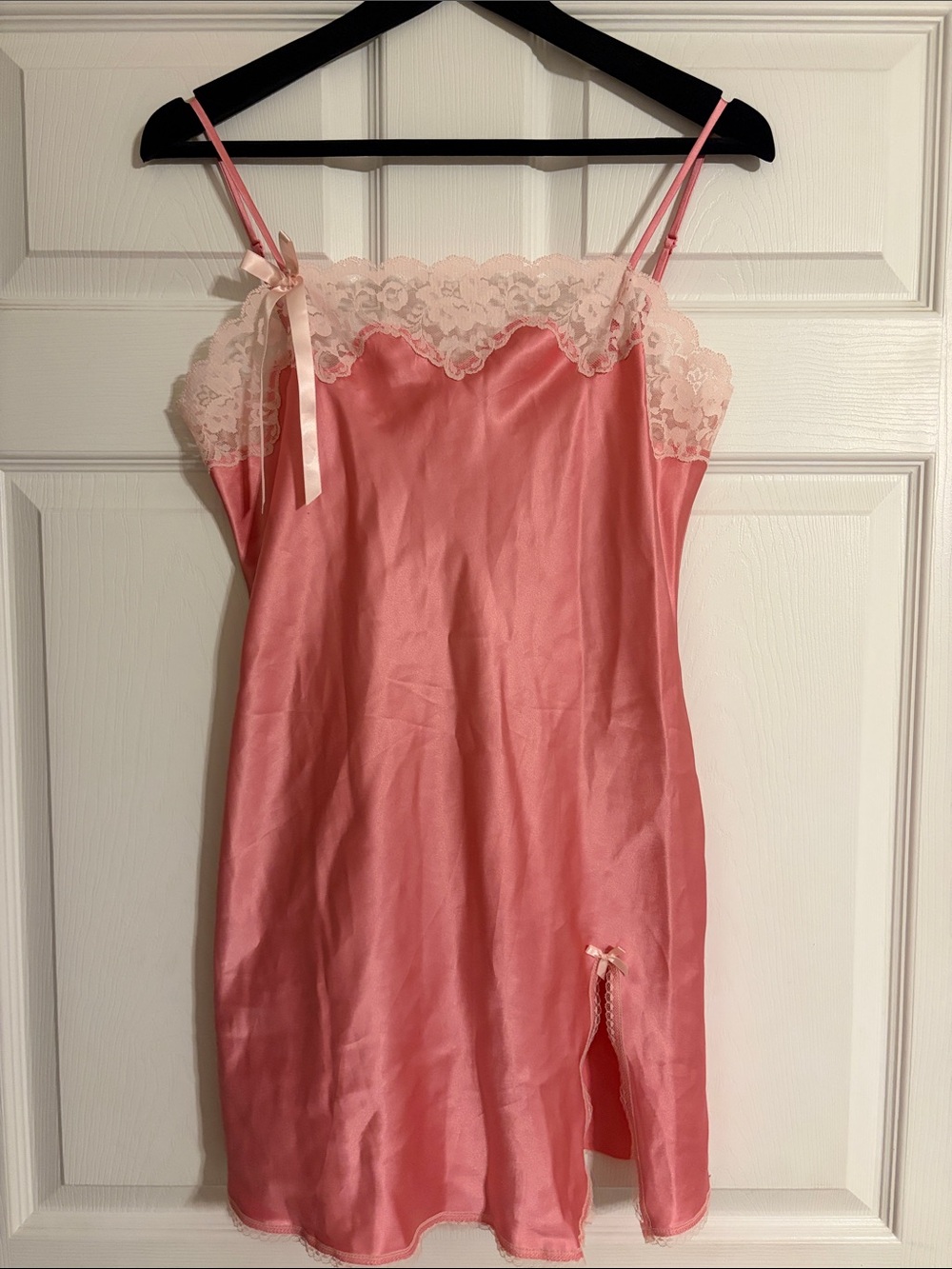 VTG Victoria’s Secret 2004 Pink Satin & Lace "Maria" Slip Dress Chemise - Size M